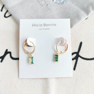 Alicia Bonnie huggie drop earrings - Twinkling Treasure - Green Crystal Gold
